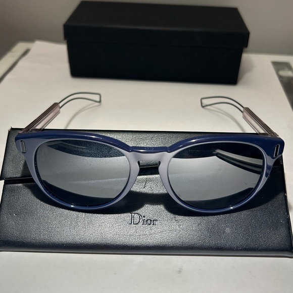DIOR Sunglasses BLACKTIE206S - Picture 2 of 8
